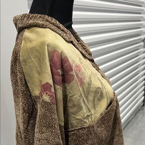 Floral Patchwork Button-Up Cardigan VINTAGE made by Varon size 2 front pockets